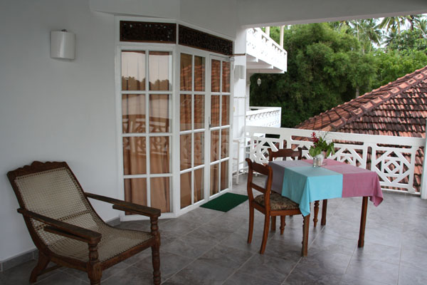 att-494567f05332145.jpg